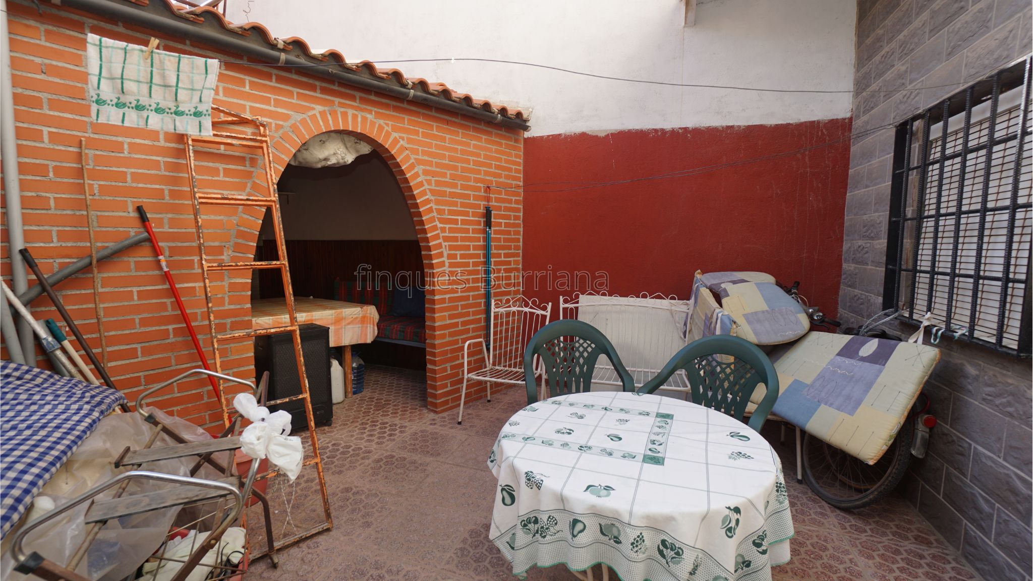 Casa adosada en venta en Burriana (Castellón) zona Llombai