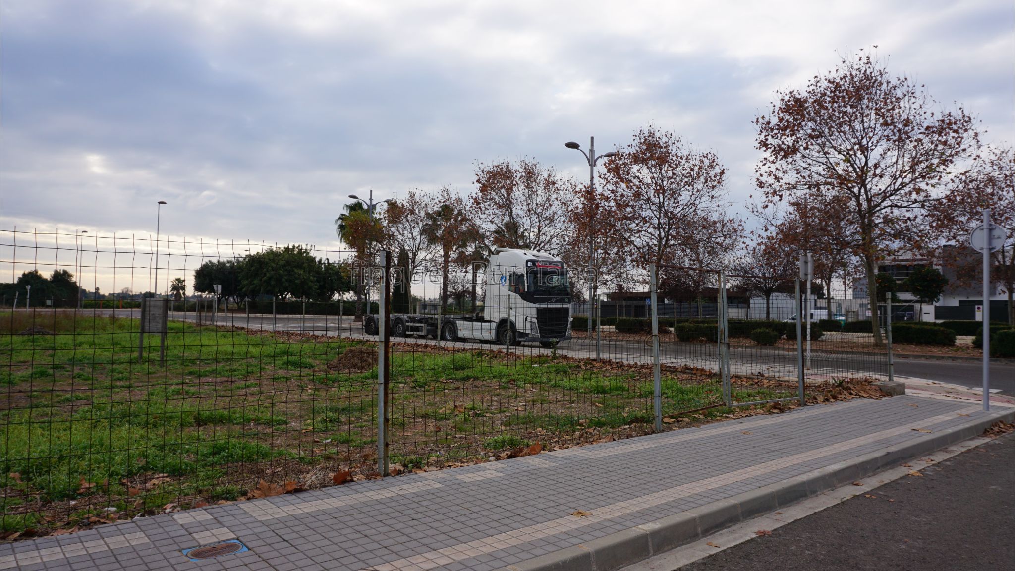 Parcela unifamiliar aislada en venta en Burriana (Castellón) en zona Novenes de Calatrava