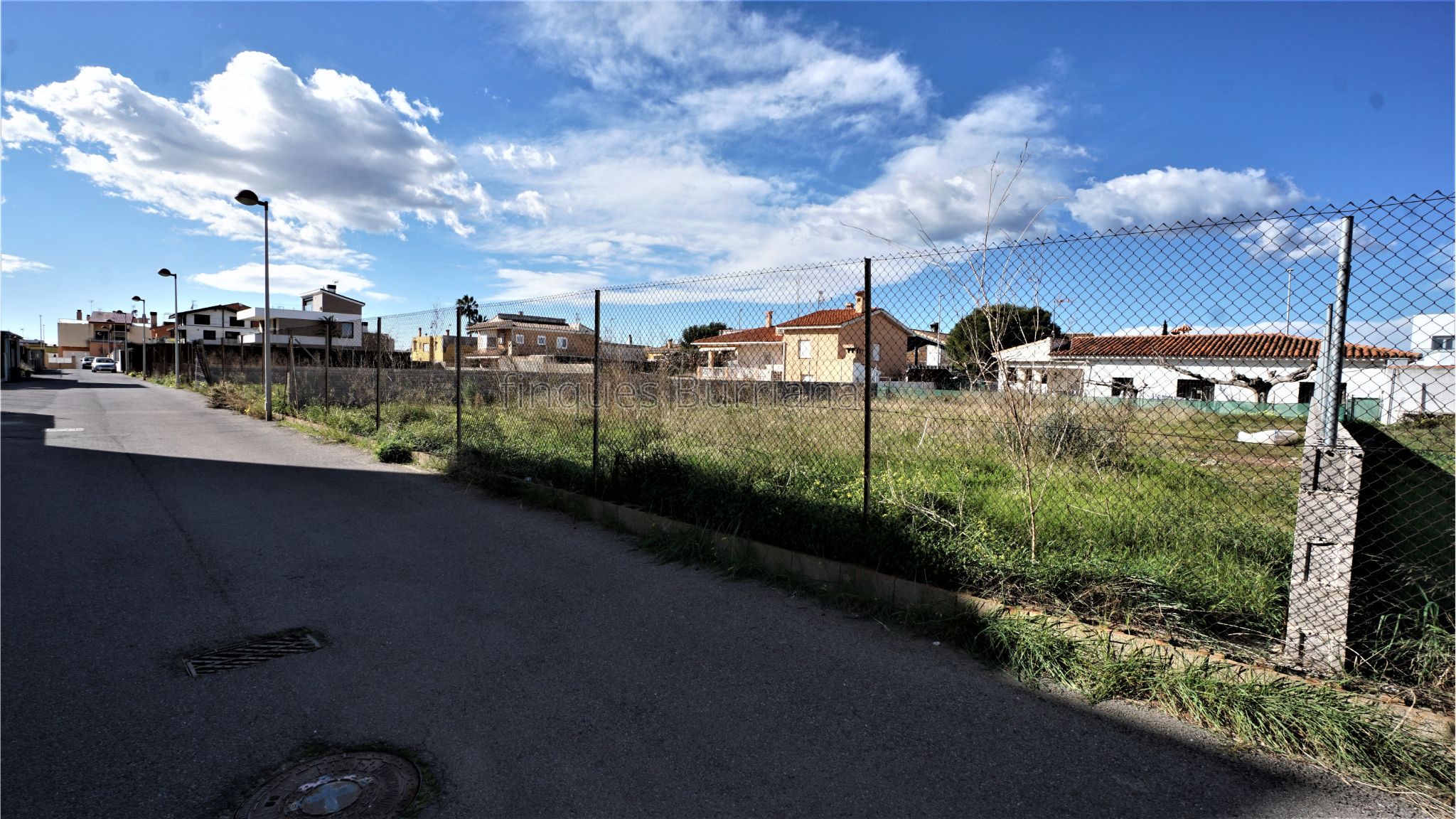 Parcela unifamiliar aislada en venta en Burriana (Castellón) en zona Serratella