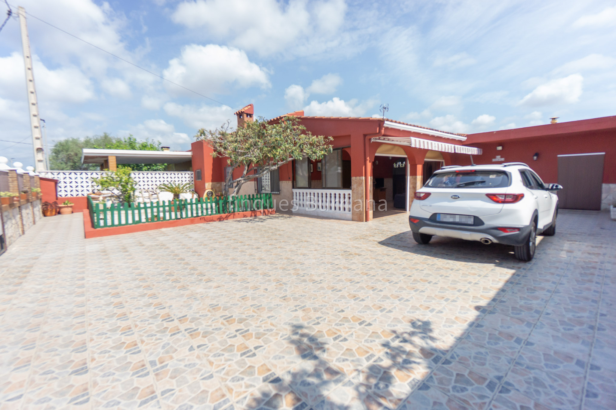 Chalet independiente en venta en Burriana (Castellón) zona Serratella