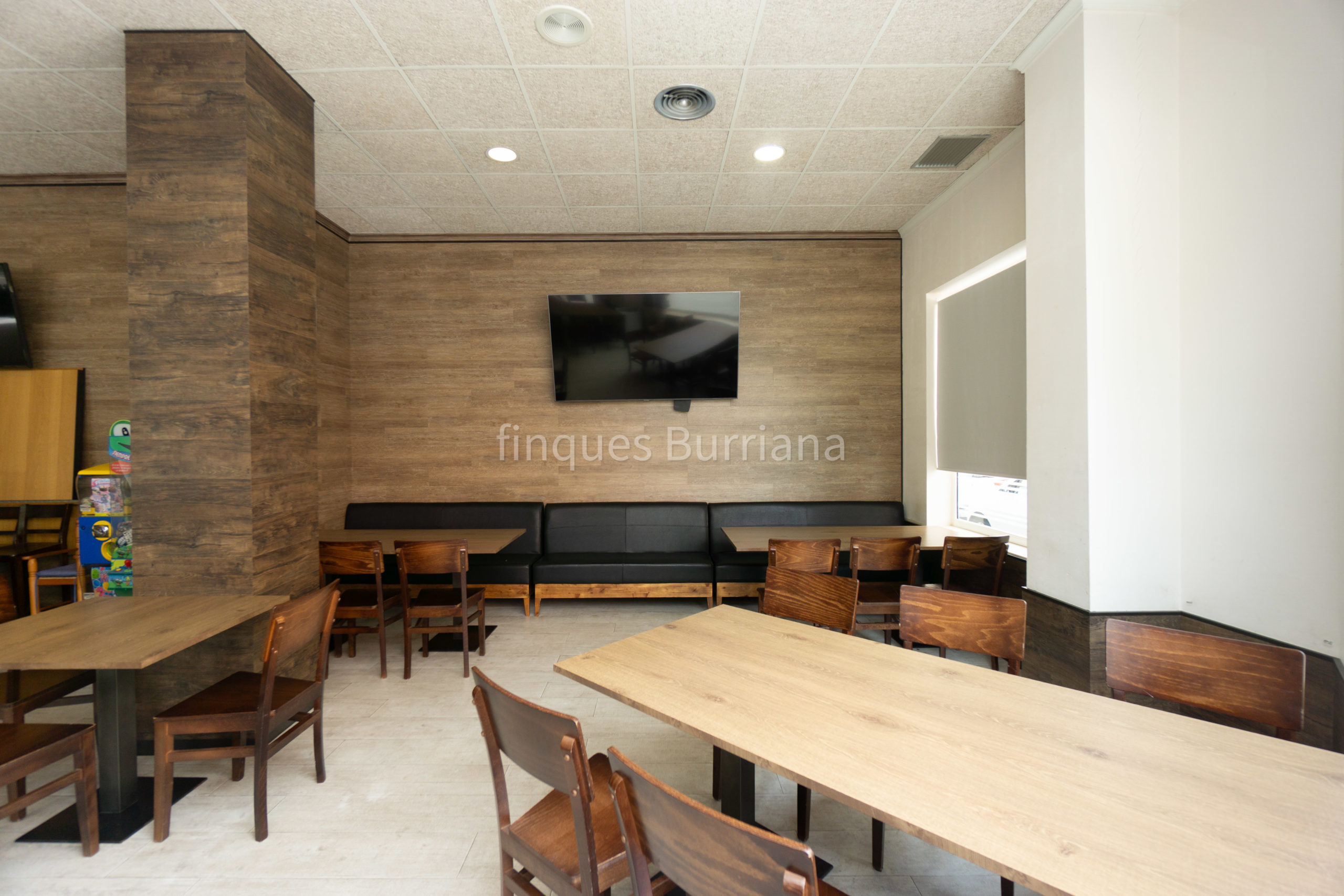 Traspaso y alquiler de bar/restaurante en Burriana (Castellón) zona Piscinas